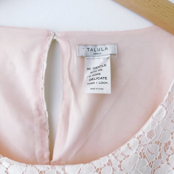 Brand new Aritzia Talula Woven Lace Dress in Oak - Picture 4 of 5